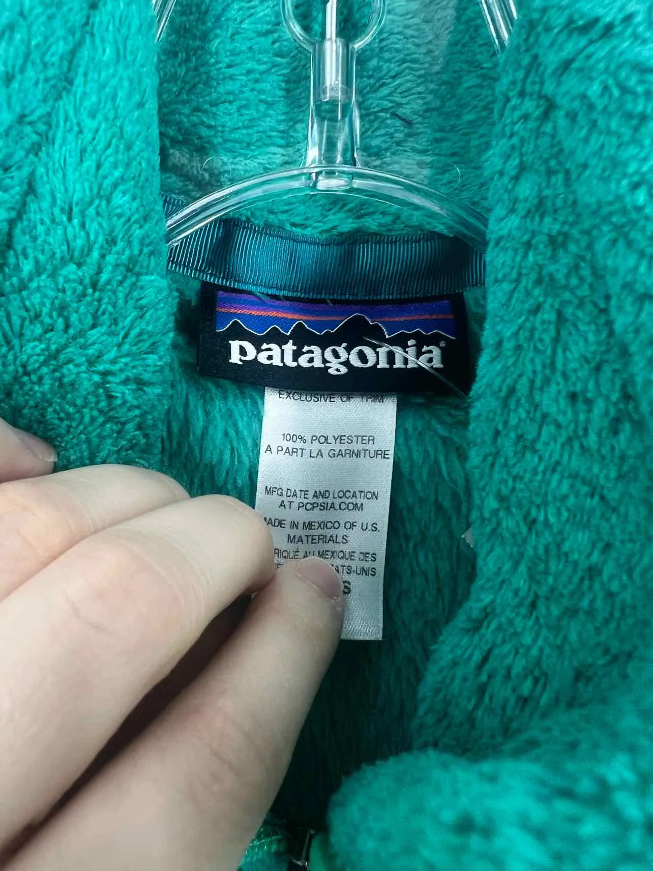 Patagonia Size M Teal Fleece Vests Vest