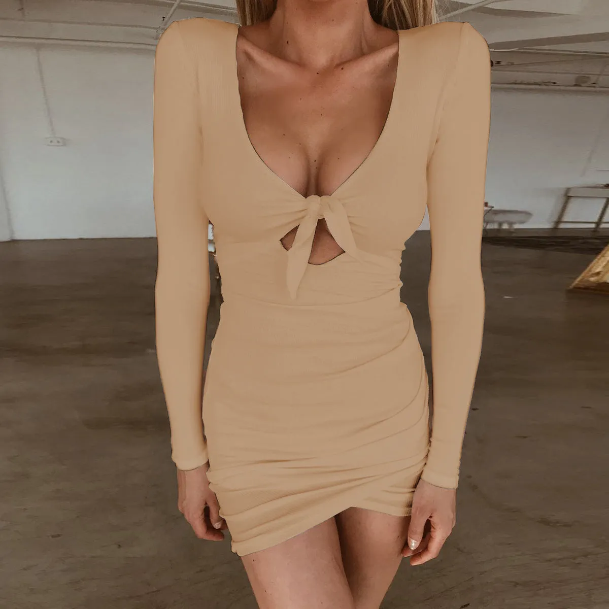 Sexy Hollow Tie V-neck Long Sleeve bodycon dress