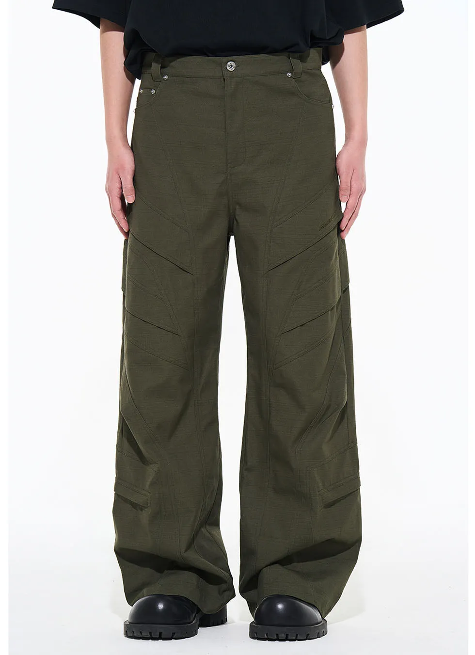 Split loose-fitting straight pants